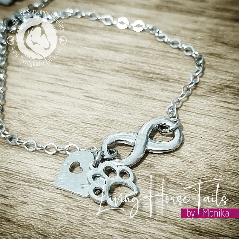 Pawprints forever in my Heart Bracelet