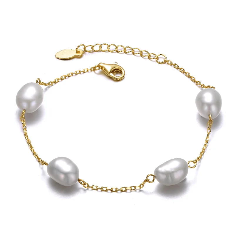 Brigitte Golden Dainty Chain Pearl Bracelet